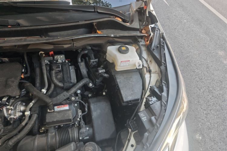 Used Toyota Granvia 2023 2.5L Hybrid Comfort Edition
