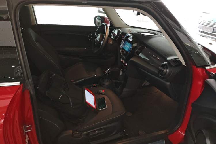 Used  MINI 2022 1.5T ONE
