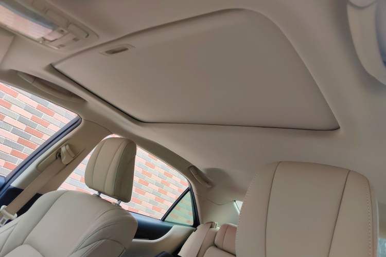 Used Toyota Crown 2015 2.0T Fashion Edition