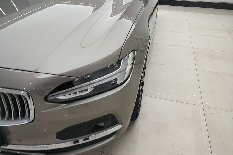 Used Volvo S90 2021 B5 Zhiyuan Luxury Edition