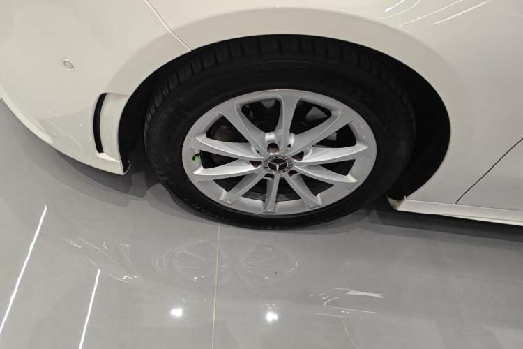 Used Mercedes-Benz A-Class 2021 A 200 L Sport Sedan Fashion Model
