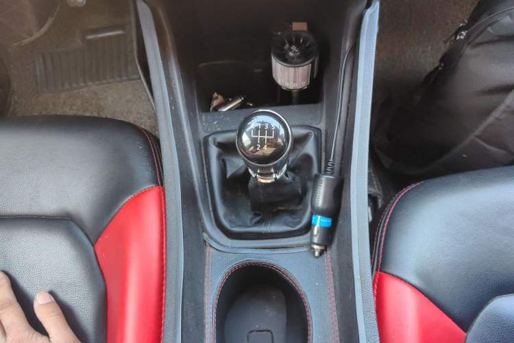 Used Volkswagen Santana 2016 1.4L Manual Fashion Edition
