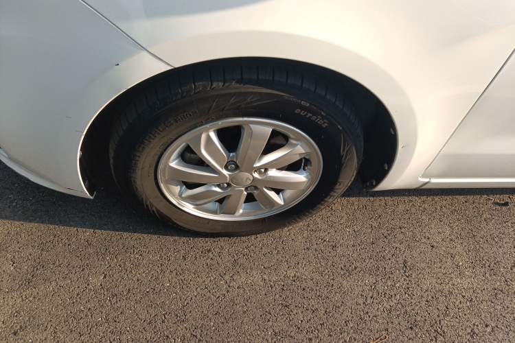 Used Kia K2 2015 Sedan 1.4L Automatic GLS
