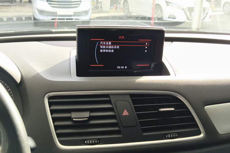 Used Audi Q3 2017 30 TFSI Fashion Model
