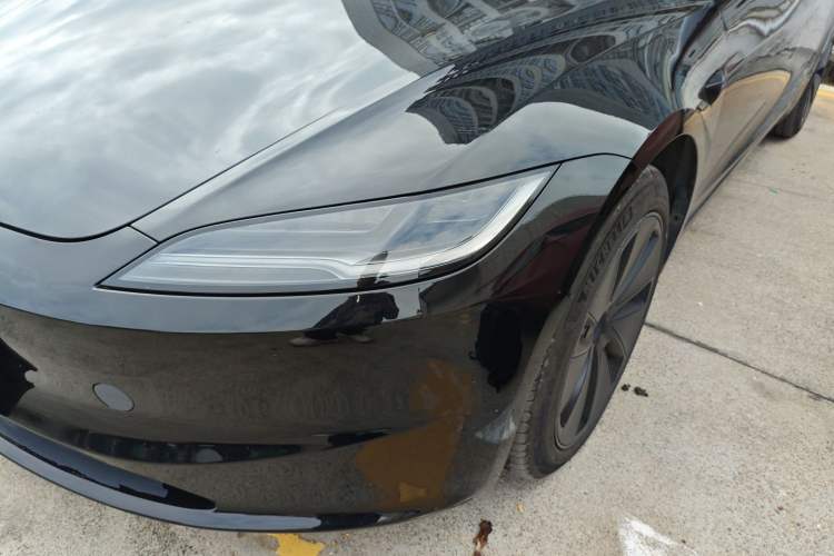 Used Tesla Model 3 2023 Rear-Wheel-Drive Version
