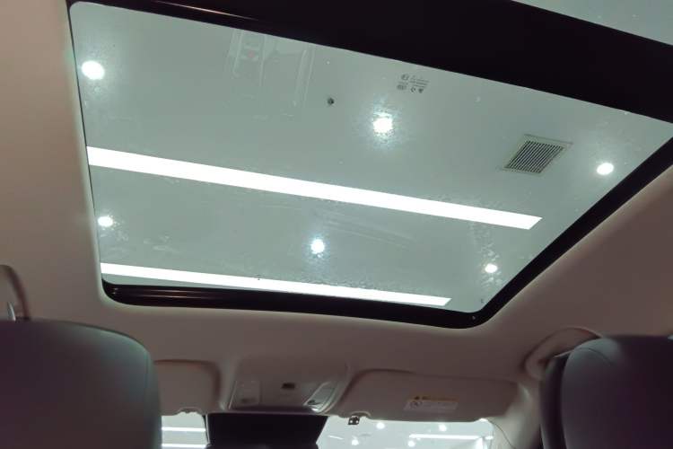 Used Hongqi HS5 2023 2.0T Four-Wheel Drive Flagship Pro Edition