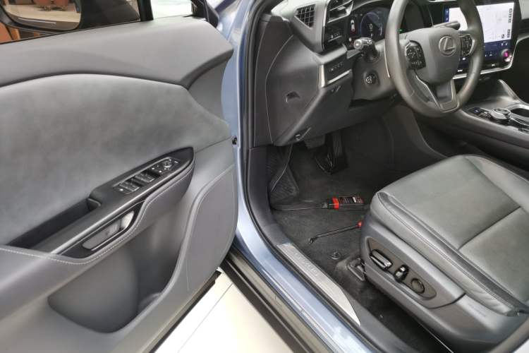 Used Lexus RZ 2023 450e All-Wheel Drive Luxury Edition