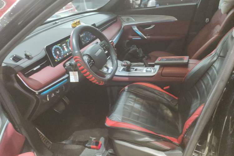 Used JETOUR X70 PLUS 2023 1.5T DCT Brave PLUS 5-Seater
