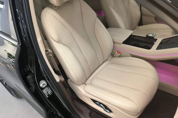 Used Hima AITO M7 2024 1.5T Intelligent Driving 4WD Max Edition 5 Seats
