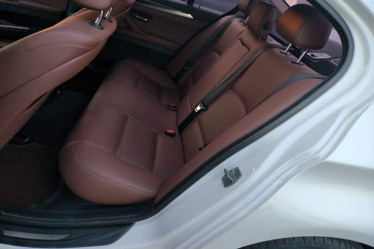 Used BMW 5 Series 2015 520i Elegant Edition
