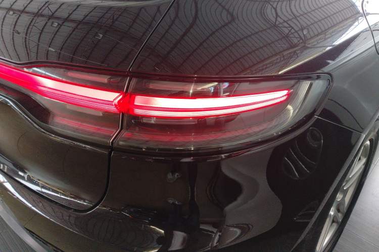 Used Porsche Macan 2018 Macan 2.0T