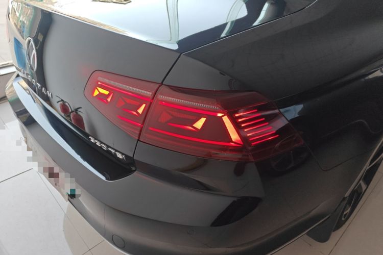 Used Volkswagen Magotan 2023 2 Million Units Commemorative Edition 330TSI DSG Luxury Version