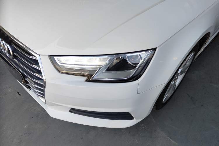 Used Audi A4L 2017 Plus 40 TFSI Ambition Model
