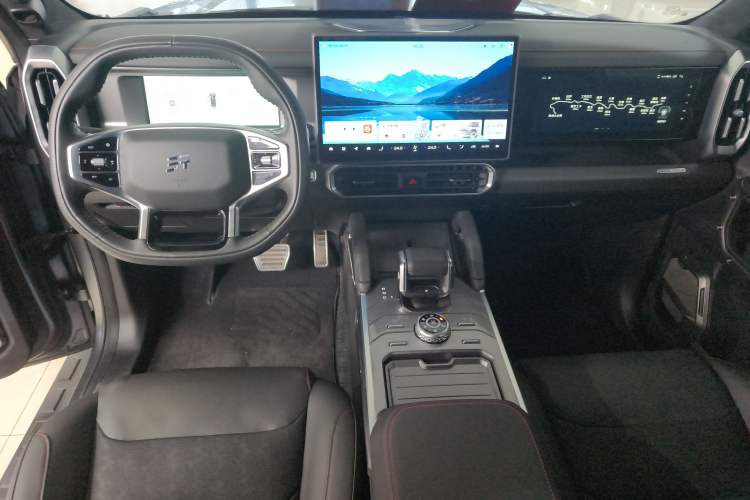 Used JETOUR Traveler 2023 2.0T All-Wheel Drive CrossPRO+