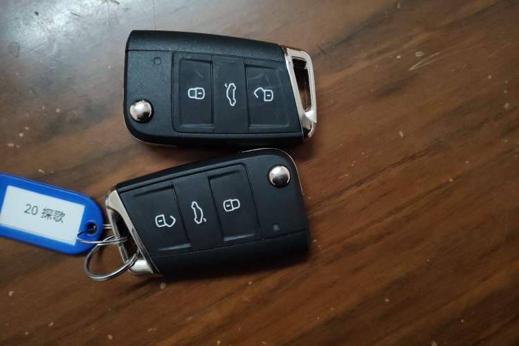 Used Volkswagen T-ROC 2020 280TSI DSG Two-Wheel Drive Comfort Version