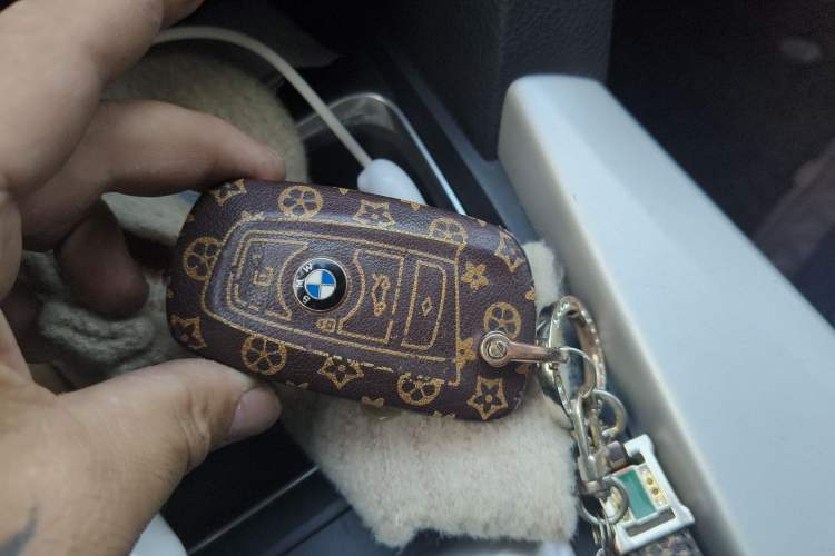 Used BMW 3 Series 2015 320Li Fashion Model
