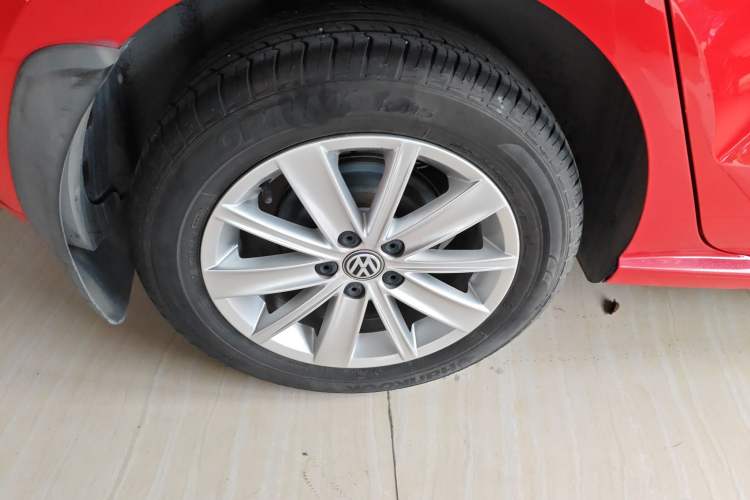 Used Volkswagen Polo 2014 1.6L Automatic Comfort Edition