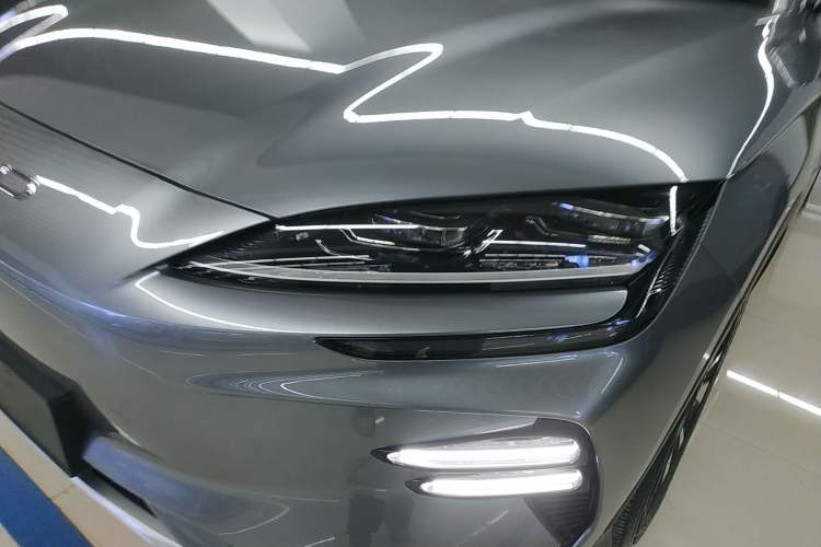 Used BYD Song PLUS New Energy 2024 Honor Edition EV 520km Premium Model
