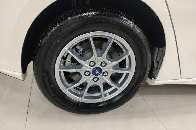 Used Ford Focus 2021 Hatchback EcoBoost 180 Automatic Titanium Edition
