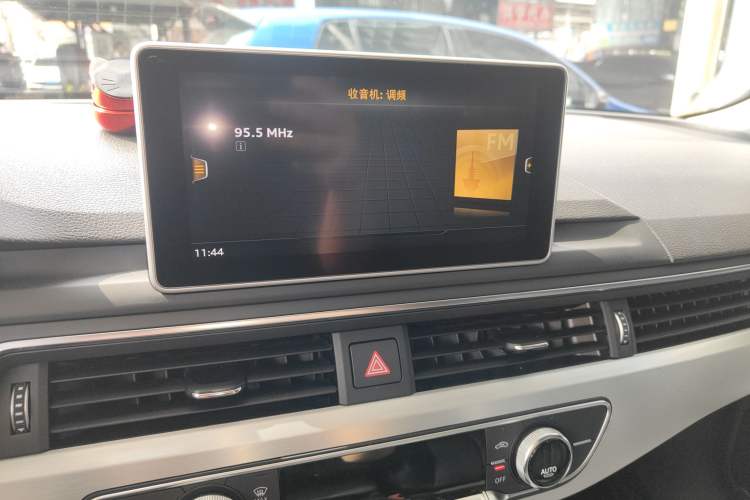 Used Audi A4L 2019 40 TFSI Fashion Edition China VI Emission Standard