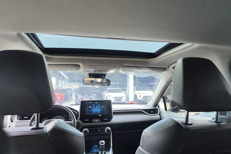 Used Toyota RAV4 2020 2.0L CVT 4x4 Style PLUS Edition