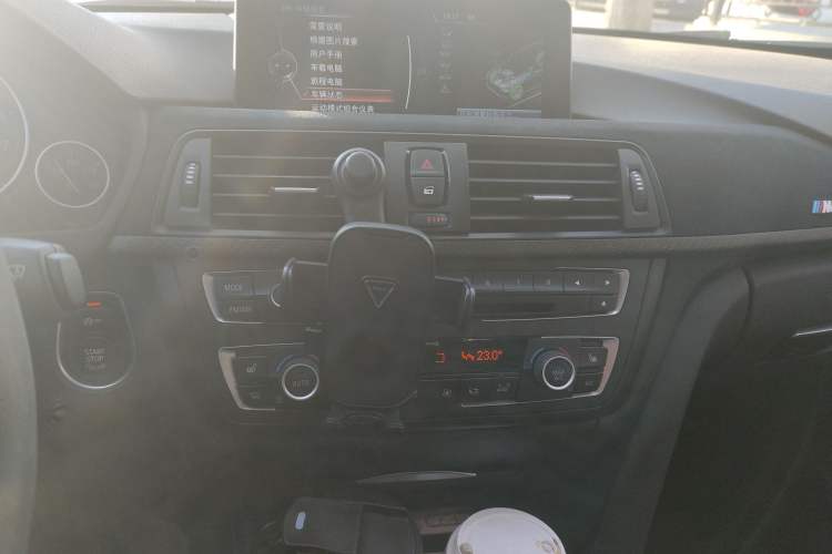 TDK.VehicleDetails.img