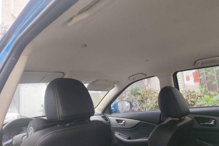 Used Dongfeng Fengon S560 2018 1.8L Manual Urban Model 7 Seats