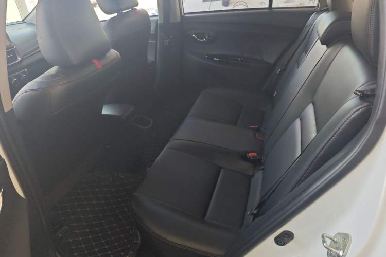 Used Toyota YARiS L 2021 X-Trail 1.5L CVT Luxury Edition
