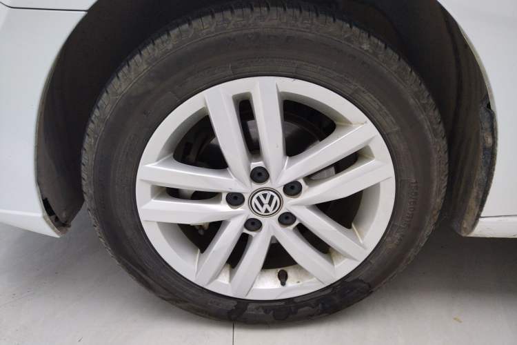 Used Volkswagen Jetta 2019 Dream Edition 1.5L Manual Fashion Version