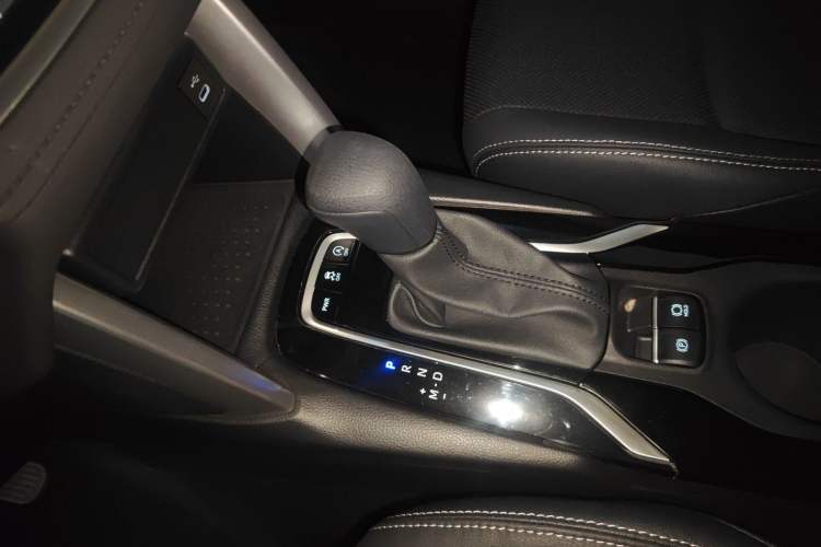 Used Toyota FRONTLANDER 2024 2.0L CVT Elite Plus Edition
