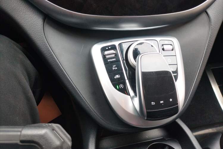 Used Mercedes-Benz V-Class 2018 V 260 L Prestige Extended Version China V
