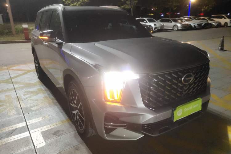 Used GAC Trumpchi GS8 2022 Linghang Series 2.0 TGDI Two-Wheel-Drive Luxury Smart Connectivity Version (7 Seats)