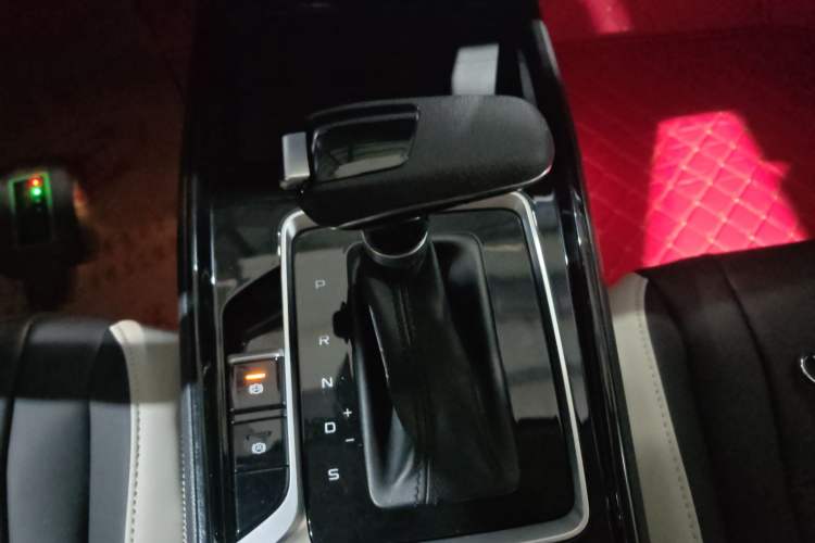 Used Bestune B70 2022 Third Generation 1.5T Automatic Enjoyment Version
