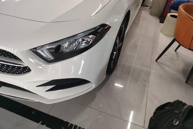 Used Mercedes-Benz A-Class 2022 Revised Version A 200 L Sport Sedan Fashionable Style
