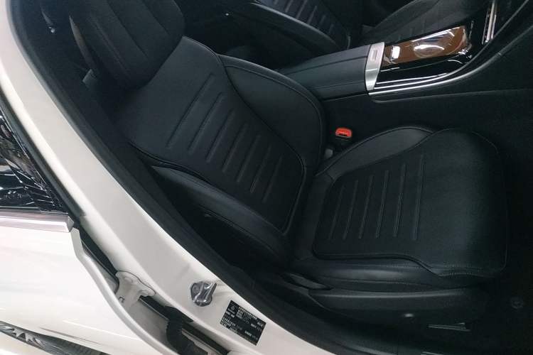 Used Mercedes-Benz C-Class 2022 Restyled C 260 L Sport Edition
