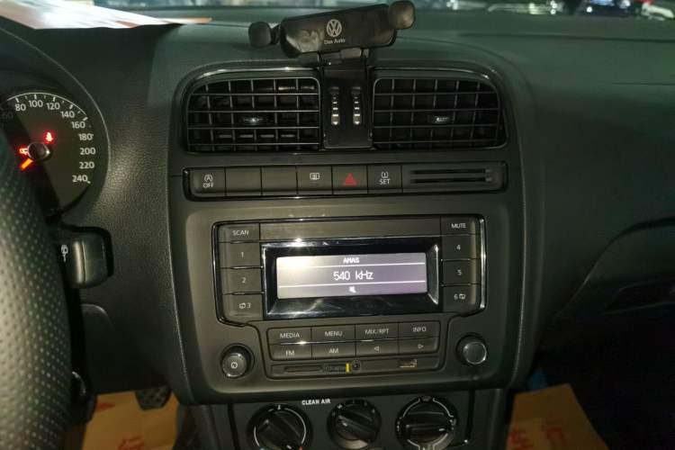 Used Volkswagen Polo 2018 1.5L Manual Drive-Comfort Model
