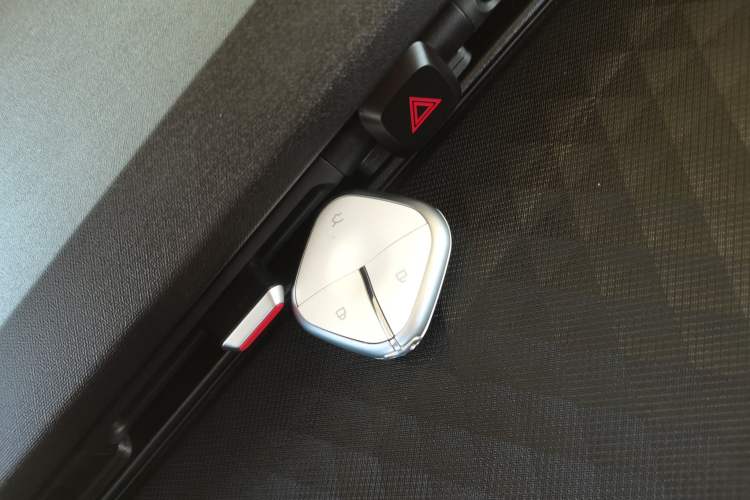 Used Wuling Hongguang MINIEV 2022 GAMEBOY 200km Gaming Edition with Lithium Iron Phosphate