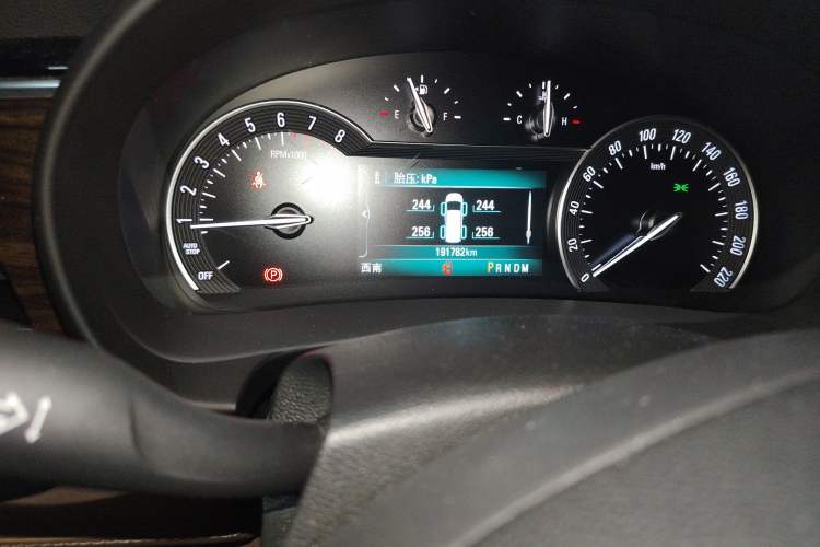 Used Buick GL8 2017 ES 28T Flagship Model China V Standard
