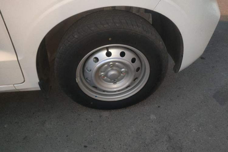 TDK.VehicleDetails.img