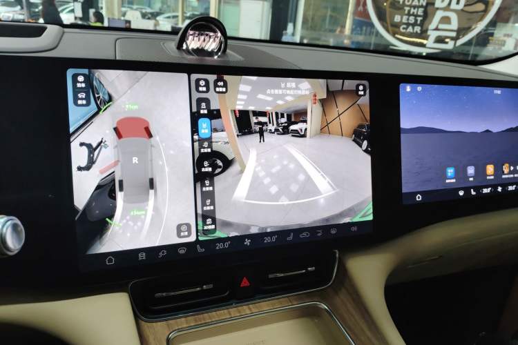 Used Hima AITO M8 2025 Extended-Range Ultra Version 53.4 kWh 6-Seater Edition
