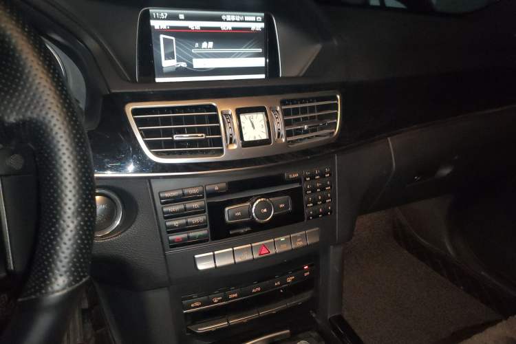 Used Mercedes-Benz E-Class 2015 E 200 L Sport Edition
