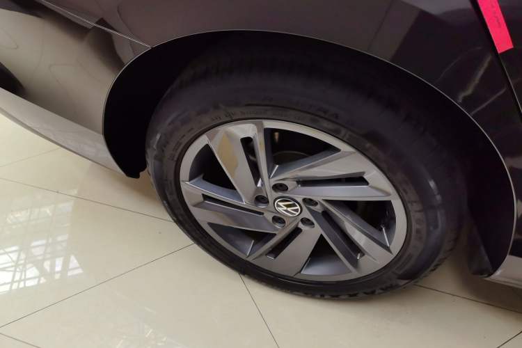 Used Volkswagen Lamando 2024 Lavida L 280TSI DSG Spicy Edition
