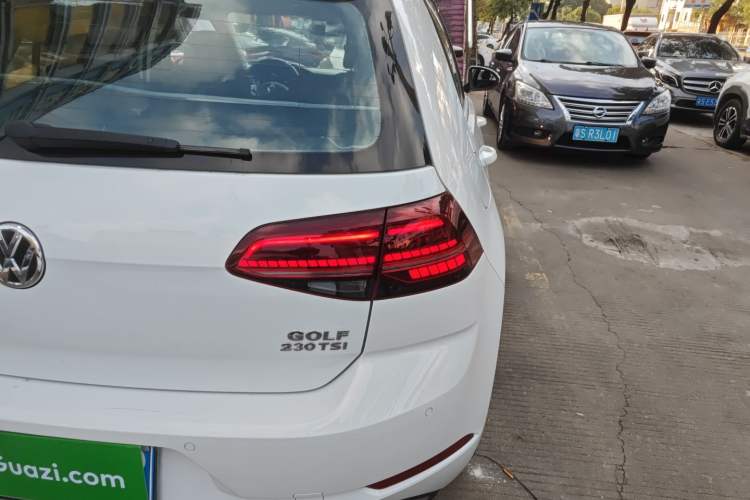 Used Volkswagen Golf 2018 230TSI Automatic Luxury Version