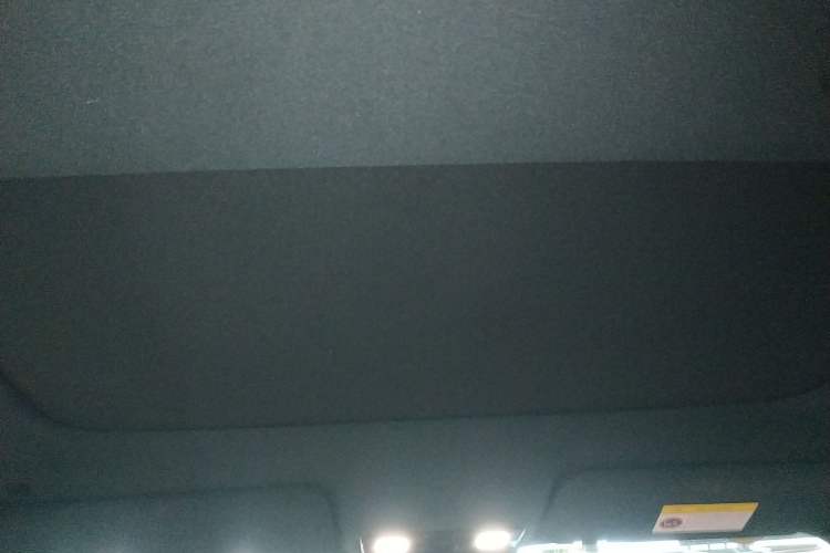 Used Li Auto L8 2023 Air model
