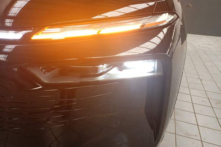 Used Wey Mocha New Energy 2024 Hi4 Four-Wheel Drive Long-Range Version