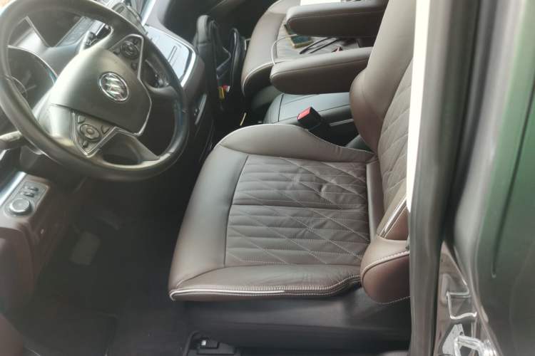 Used Buick GL8 2021 Land Cruiser Executive Class 652T Luxury Model
