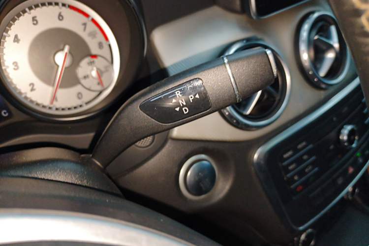 Used Mercedes-Benz GLA 2016 GLA 200 Fashion Model