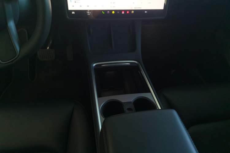 Used Tesla Model Y 2023 Rear-Wheel-Drive Version