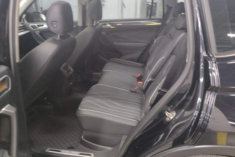 Used Volkswagen Tiguan L 2024 330TSI Automatic Two-Wheel Drive R-Line Enhanced Edition