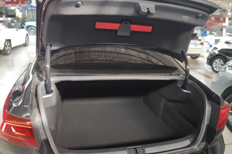 Used Volkswagen Magotan 2024 2 Million Units of Zhongxiang Version 280TSI DSG Comfort Edition